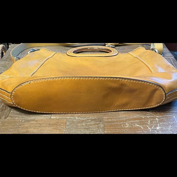 Fossil Pebbled Leather Satchel Crossbody🖤 - Picture 3 of 16